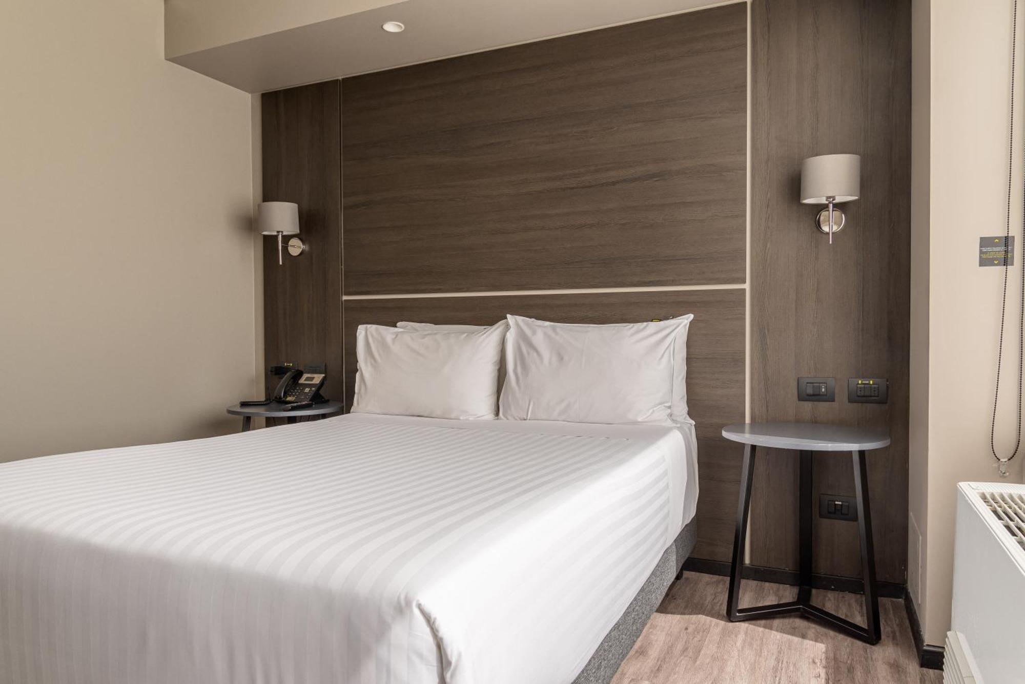 Hotel Ola Santiago Providencia, Tapestry Collection By Hilton Extérieur photo