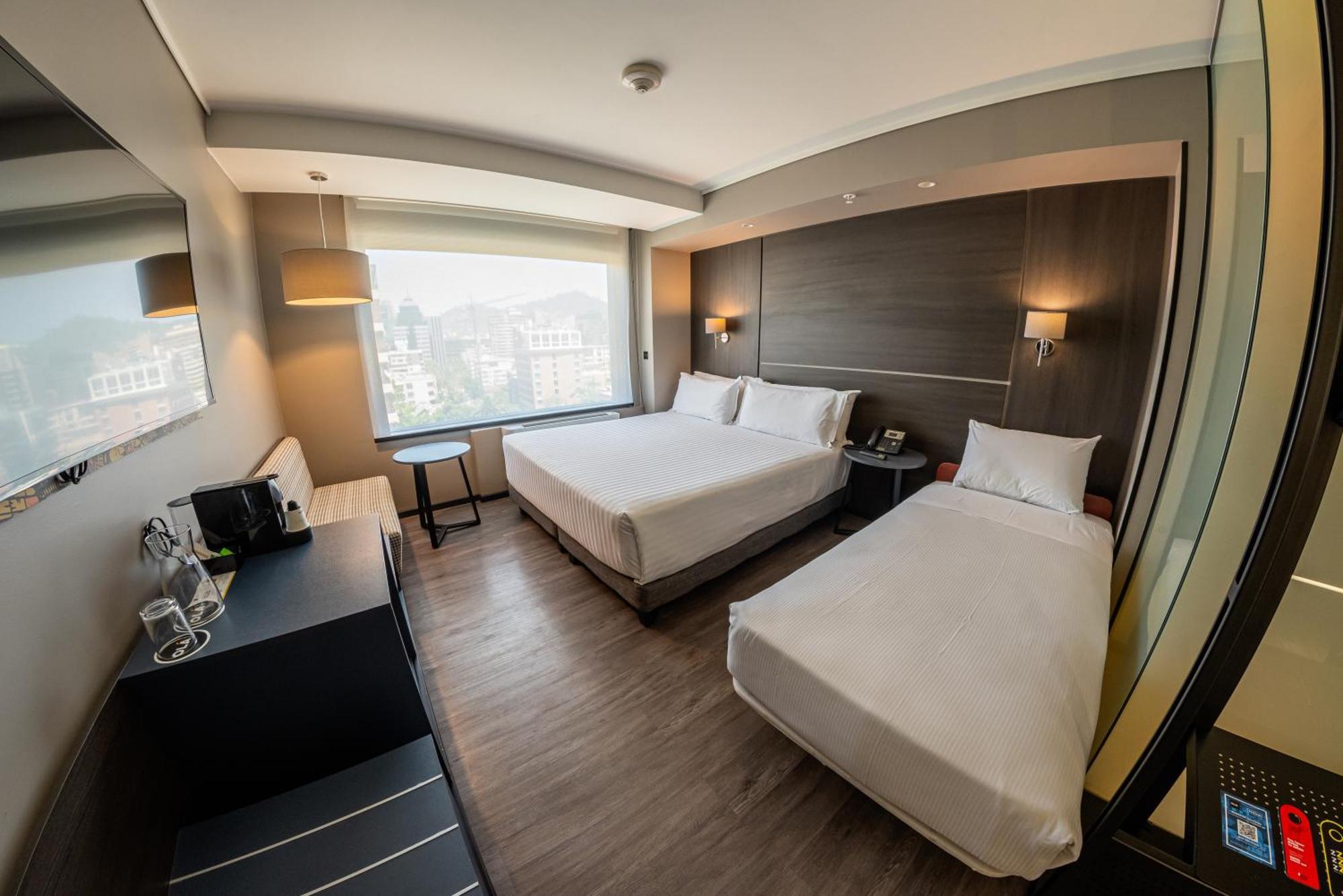 Hotel Ola Santiago Providencia, Tapestry Collection By Hilton Chambre photo